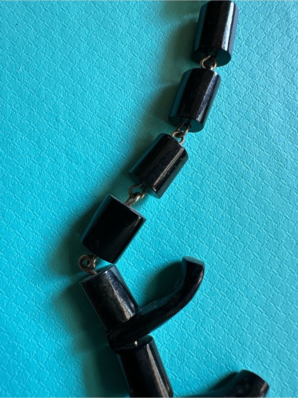 Vintage Genuine Black Coral 14k Gold Necklace - Picture 3 of 14